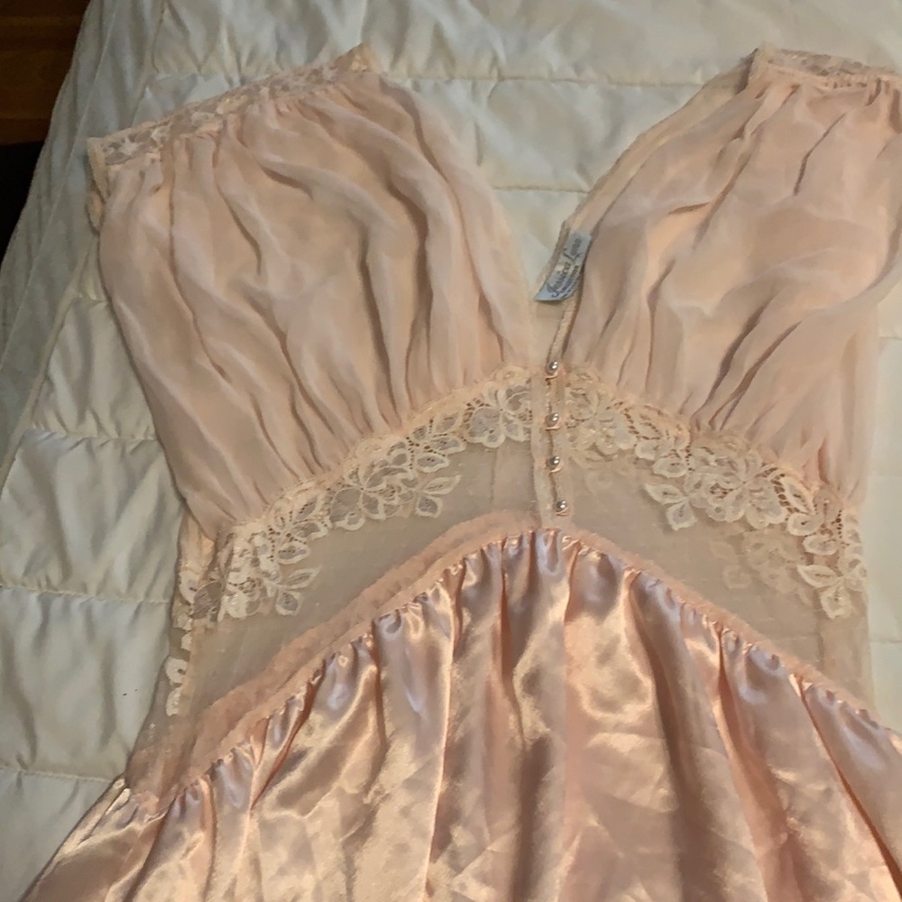 Jessica Lynn high low nightgown